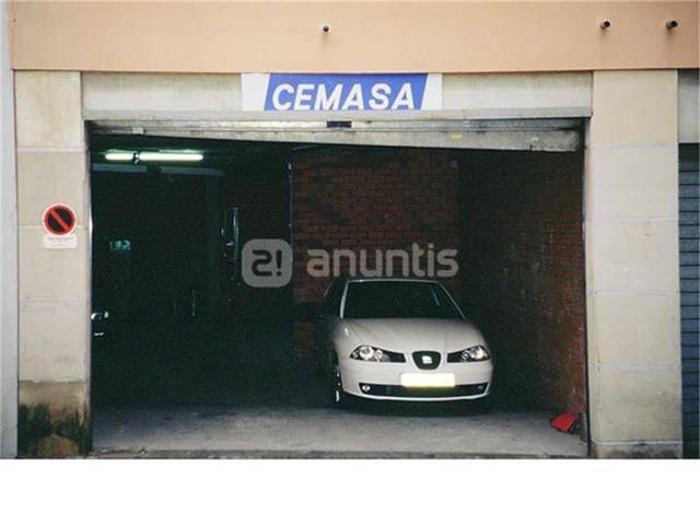 Garaje en Alquiler en Carrer Enderrocades en Carme - Vistalegre