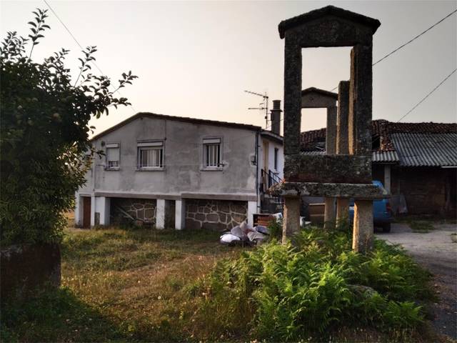 Casa adosada en Venta en Xunqueira de Espadanedo