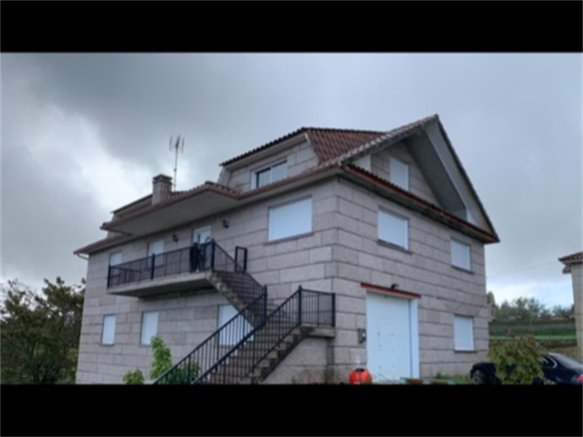 Exterior view of House or chalet for sale in Ponte Caldelas  with Heating and Furnished