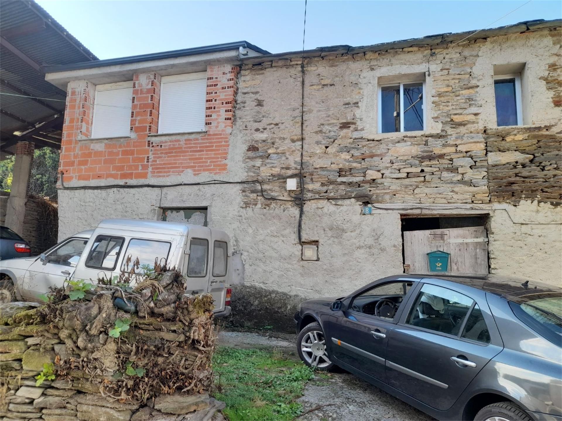 Exterior view of Flat for sale in O Incio 