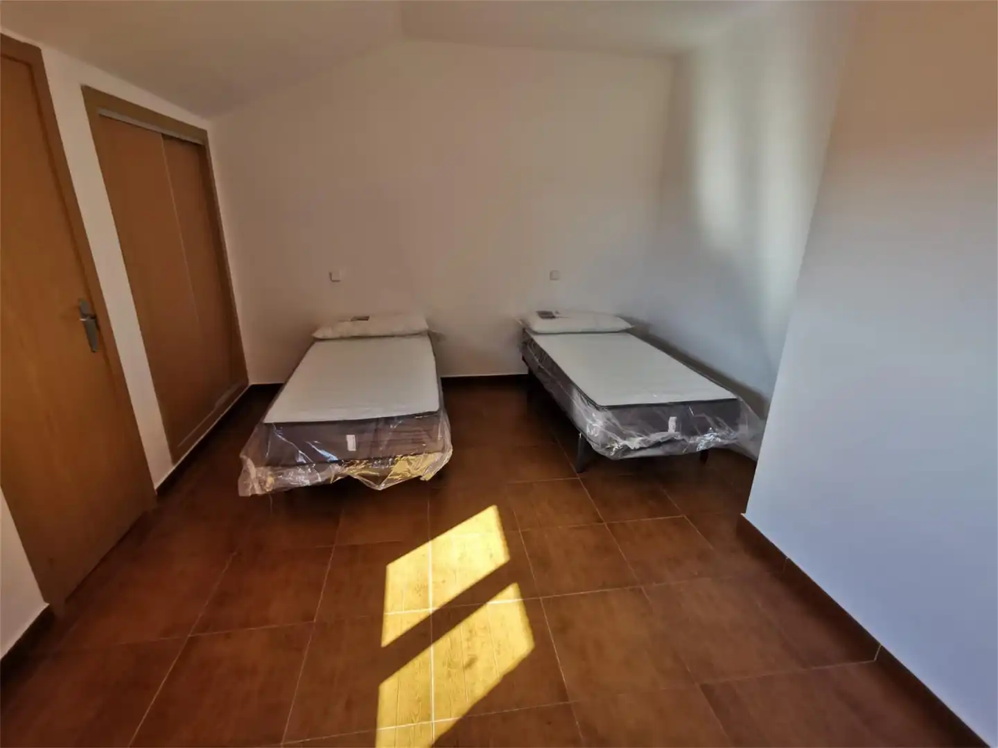 Houses for sale in Calle Calvario, Cebolla Bedroom of Houses for sale in Cebolla with Air Conditioner, Heating and Private garden