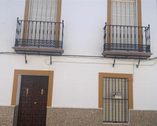 Exterior view of Single-family semi-detached for sale in Fuentes de Andalucía  with Air Conditioner, Heating and Terrace