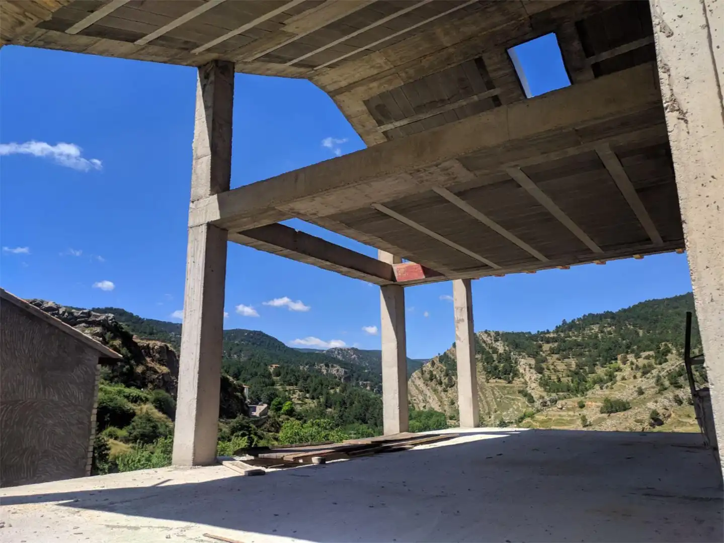 Land for sale in Linares de Mora Exterior view of Land for sale in Linares de Mora