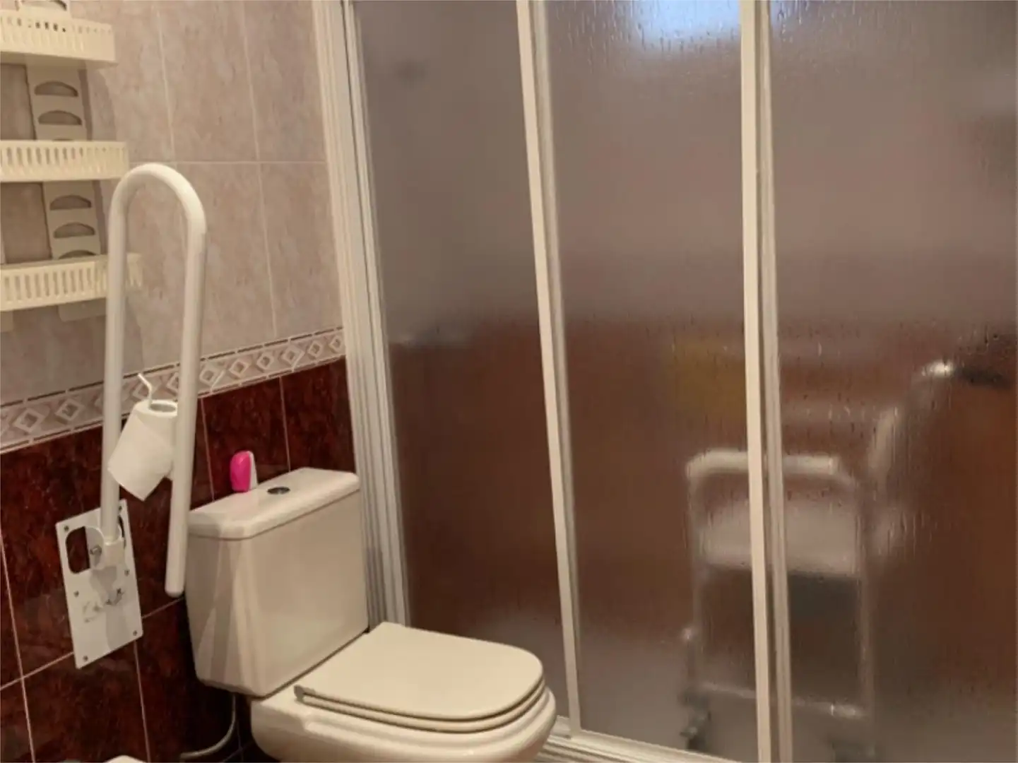Baño de Piso en venta en Quesada con Aire acondicionado, Calefacción y Trastero