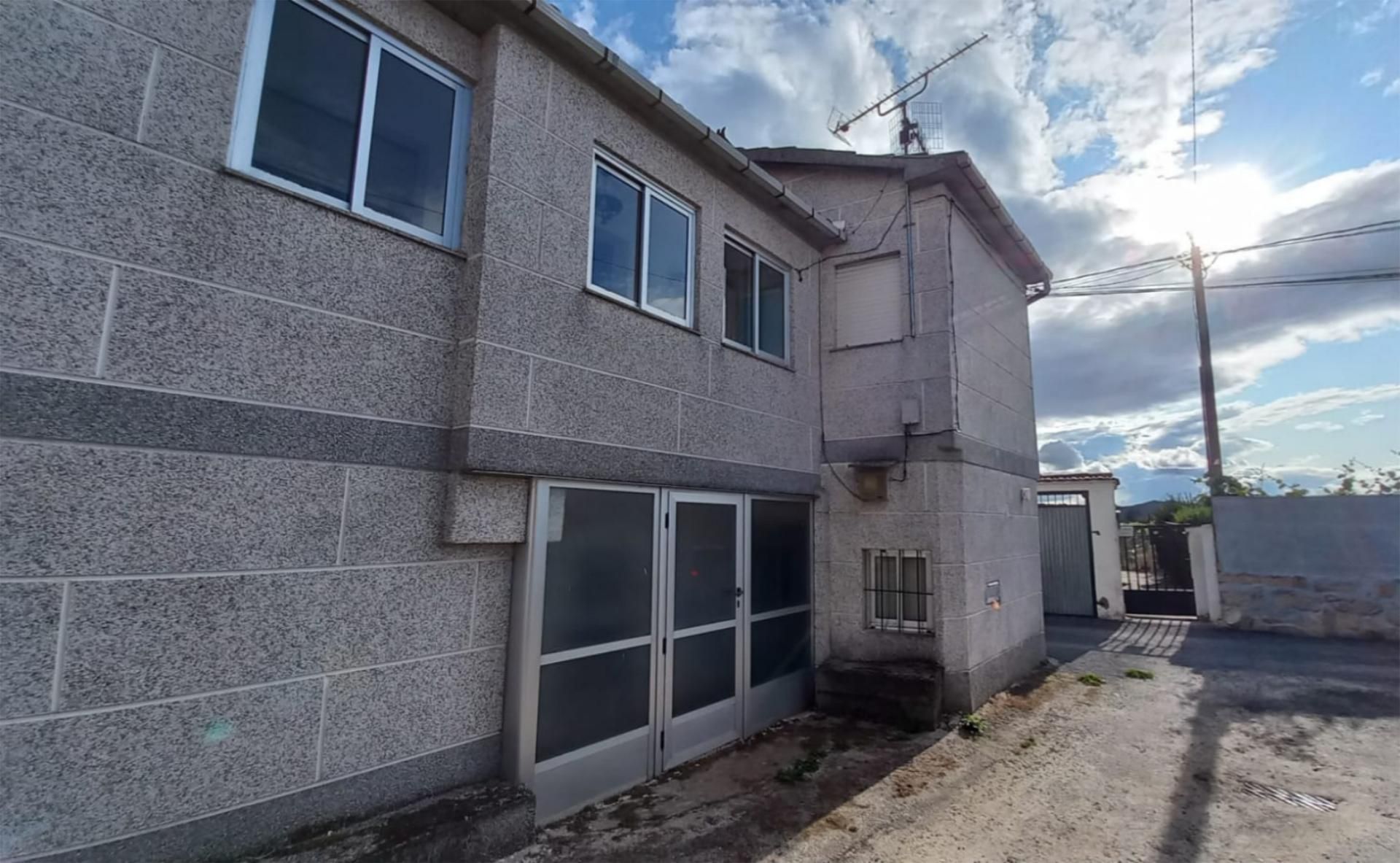 Exterior view of House or chalet for sale in Trasmiras  with Storage room, Furnished and Washing machine