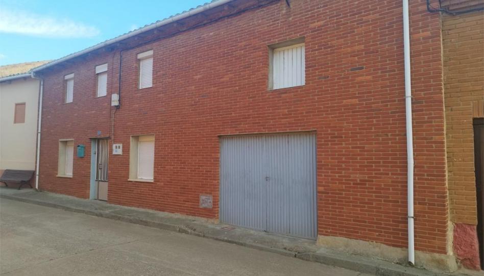 Country house for sale in Calle Salguero, 3, Santas Martas, León - image 1 Photo 1 of Country house for sale in Calle Salguero, 3, Santas Martas, León