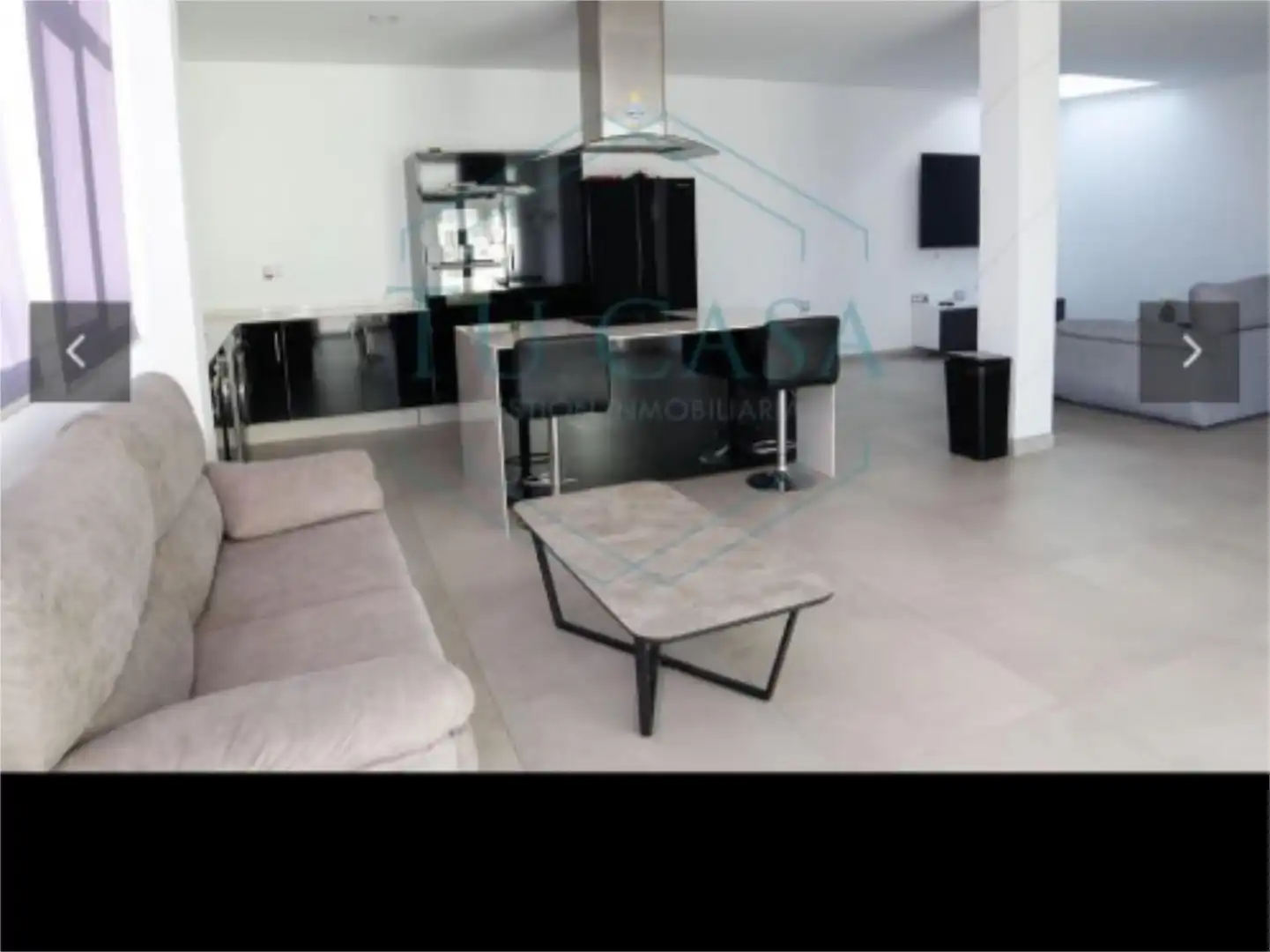Sala d'estar de Casa o xalet en venda en Chiclana de la Frontera amb Aire condicionat, Terrassa i Moblat
