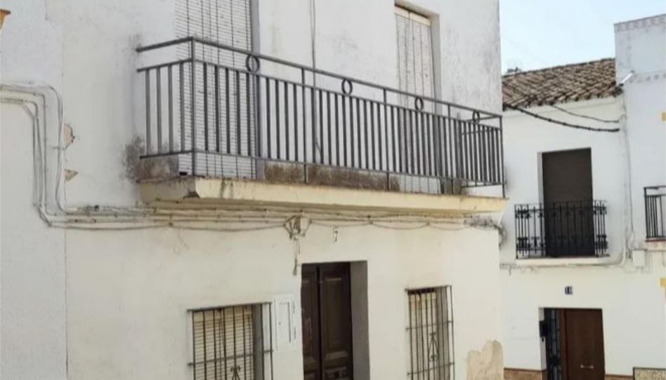 Foto 1 de Casa adosada en venta en Calle de Francisco Cobo Cruz, 30, Lopera, Jaén