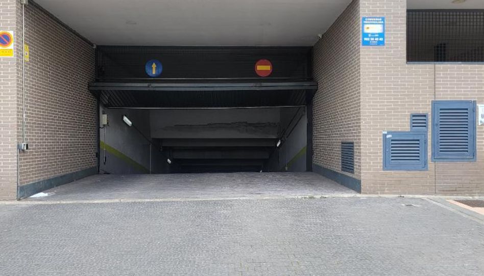 Garage zur Miete in Paseo de Santiago Casares Quiroga, 2, Buenavista, Getafe - Bild 1 Foto 1 von Garage zur Miete in Paseo de Santiago Casares Quiroga, 2, Buenavista, Getafe