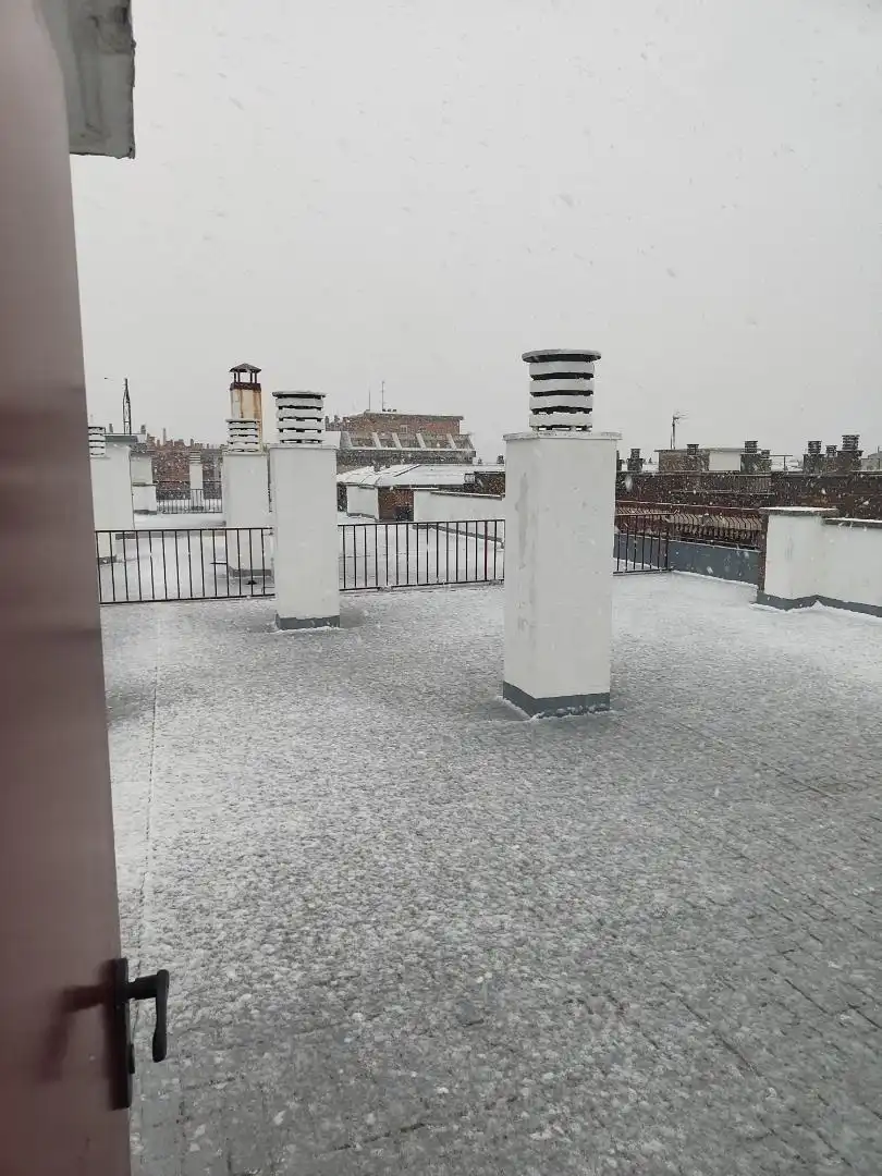 Exterior view of Flat for sale in  Zaragoza Capital  with Air Conditioner, Terrace and Balcony