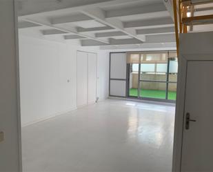 Flat for sale in  Madrid Capital  with Air Conditioner, Private garden and Terrace