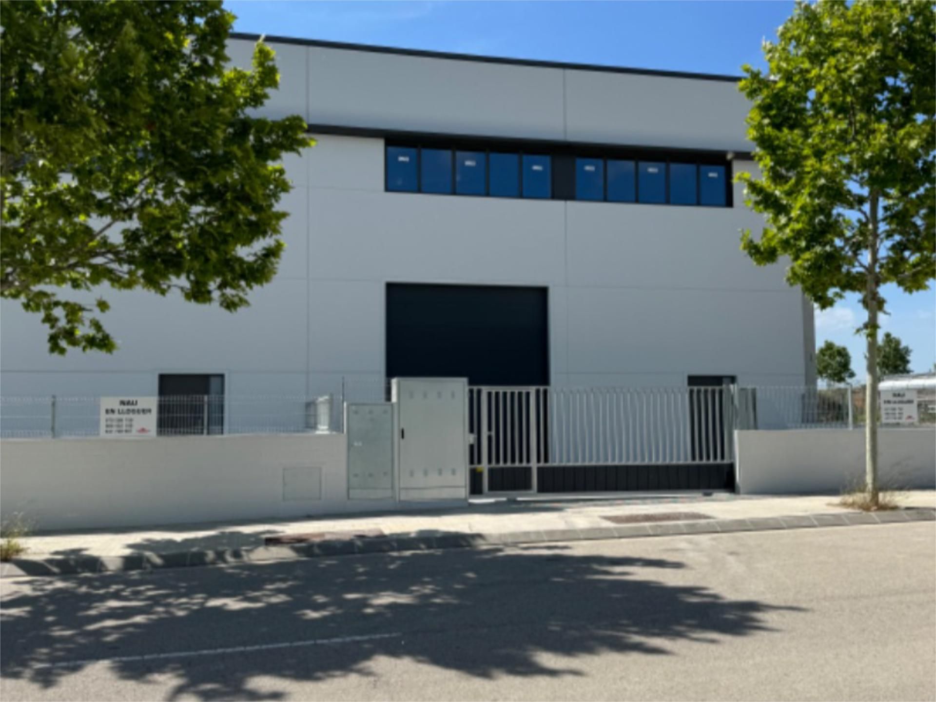 Vista exterior de Nau industrial de lloguer en Vilafranca del Penedès