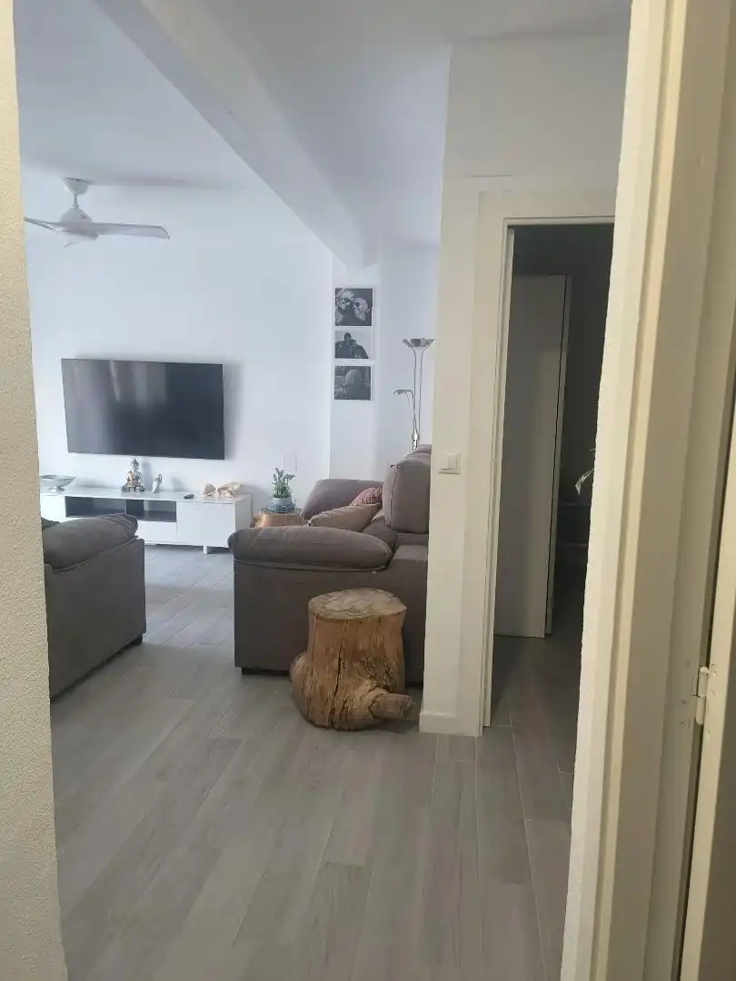 Piso de alquiler en Calle Huesca, 20, Gran Playa Sala de estar de Piso de alquiler en Santa Pola con Aire acondicionado, Calefacción y Jardín privado