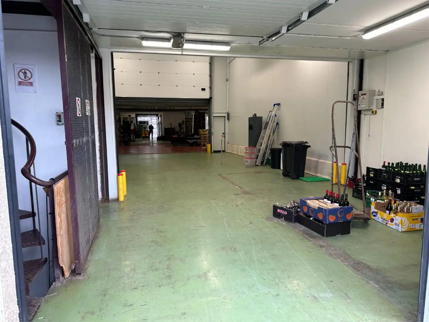 Nave industrial de alquiler en Arrapide Pasealekua, 75, Añorga - Zubieta Nave industrial de alquiler en Donostia - San Sebastián con Aire acondicionado, Calefacción y Amueblado
