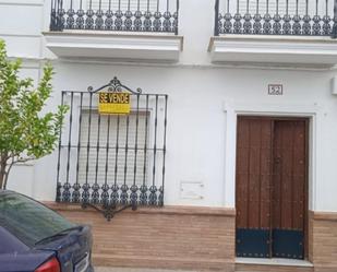 Vista exterior de Casa adosada en venda en Bonares amb Terrassa