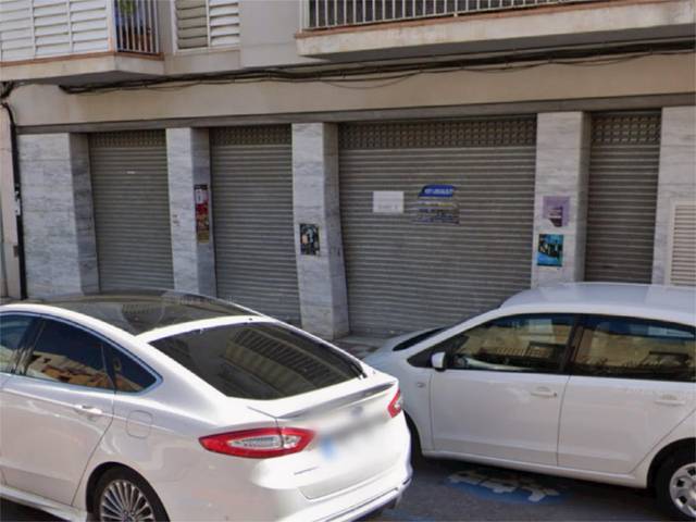 Local comercial en Alquiler en Avinguda Francesc Macià, 68 en Nucli Urbà