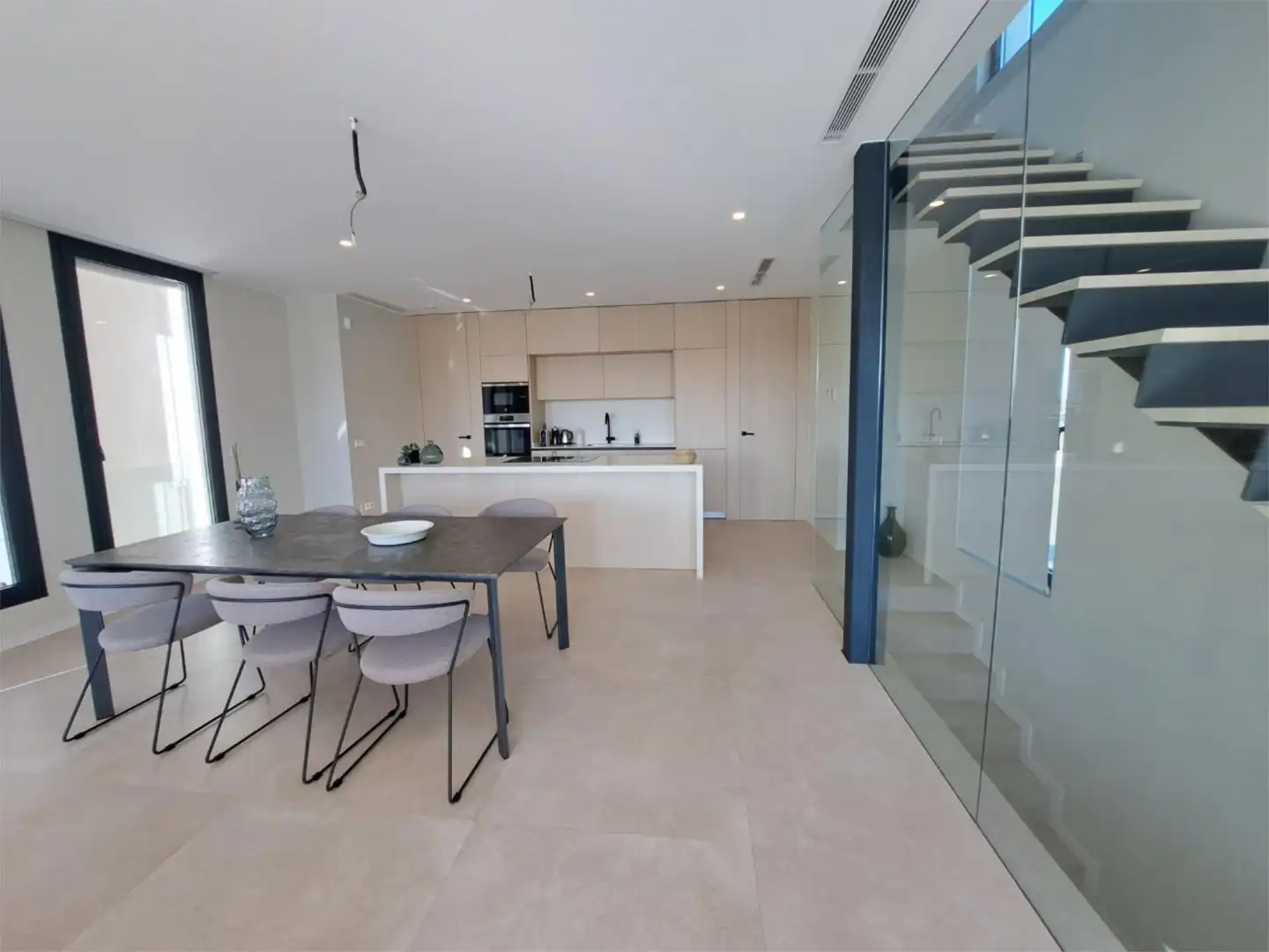 Casa o chalet en venta en Carrer del Mandariner, 17, Oliva Playa Cocina de Casa o chalet en venta en Oliva con Aire acondicionado, Terraza y Piscina