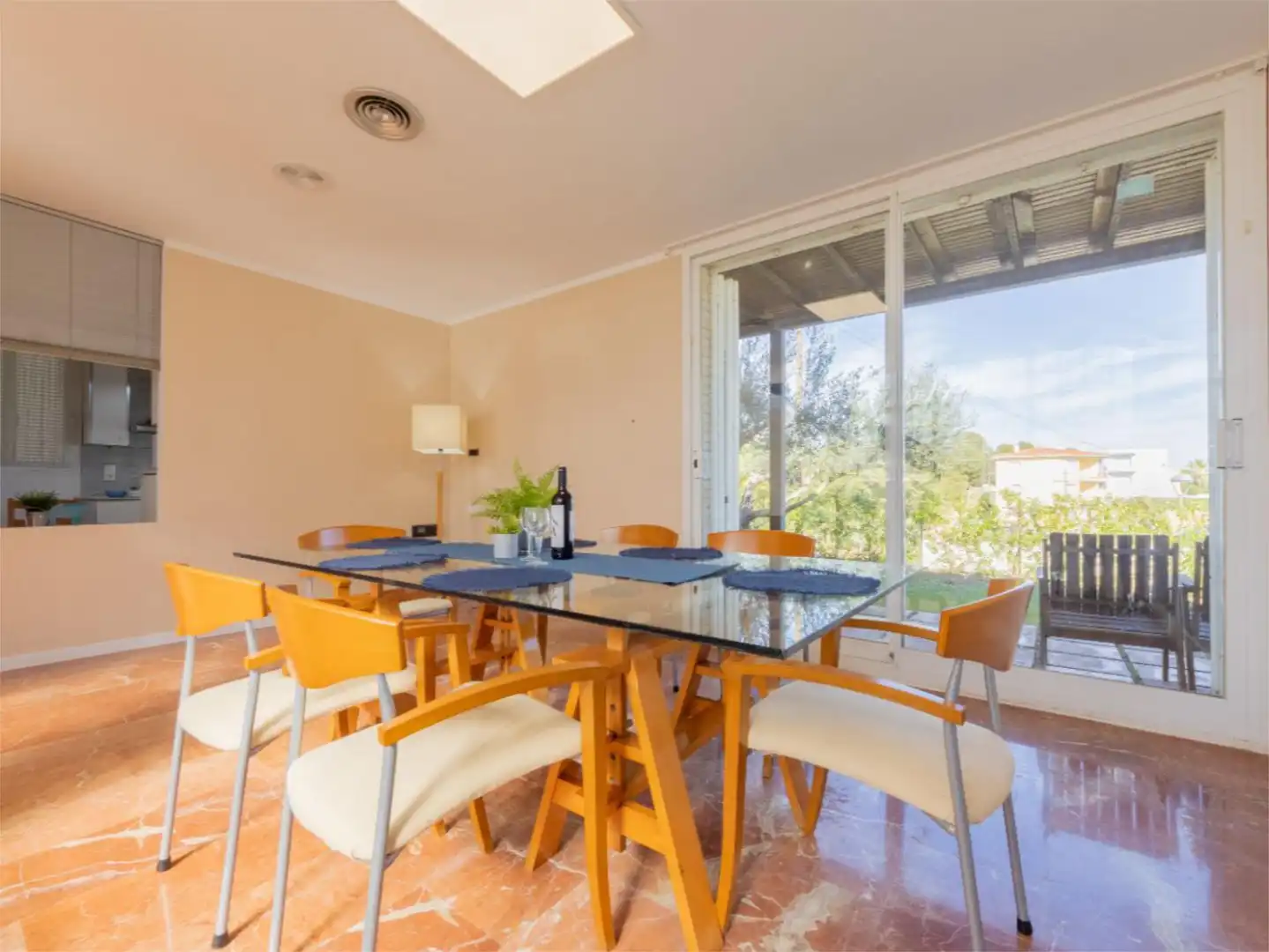 Wohnung zum Verkauf in Carrer Mar Roig, 2, L'Ampolla Esszimmer von Wohnung zum Verkauf in L'Ampolla mit Klimaanlage, Privatgarten und Parkett