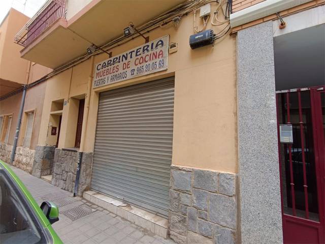 Local comercial en Venta en Calle Barcelona, 3 en Pla de Bon Repós