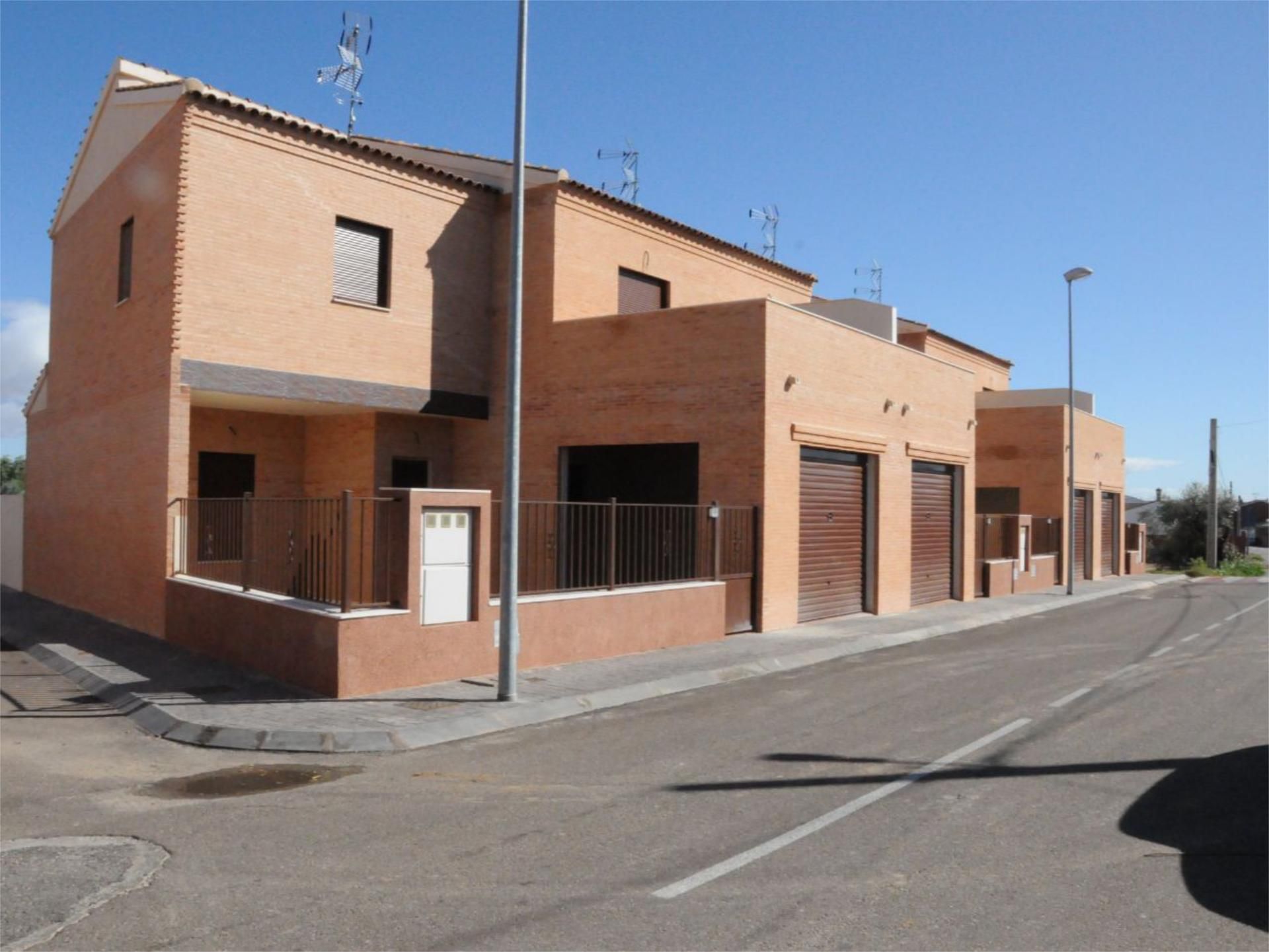Vista exterior de Casa o xalet en venda en Burujón amb Terrassa i Balcó