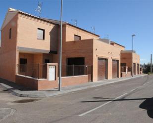 Exterior view of House or chalet for sale in Burujón  with Terrace and Balcony