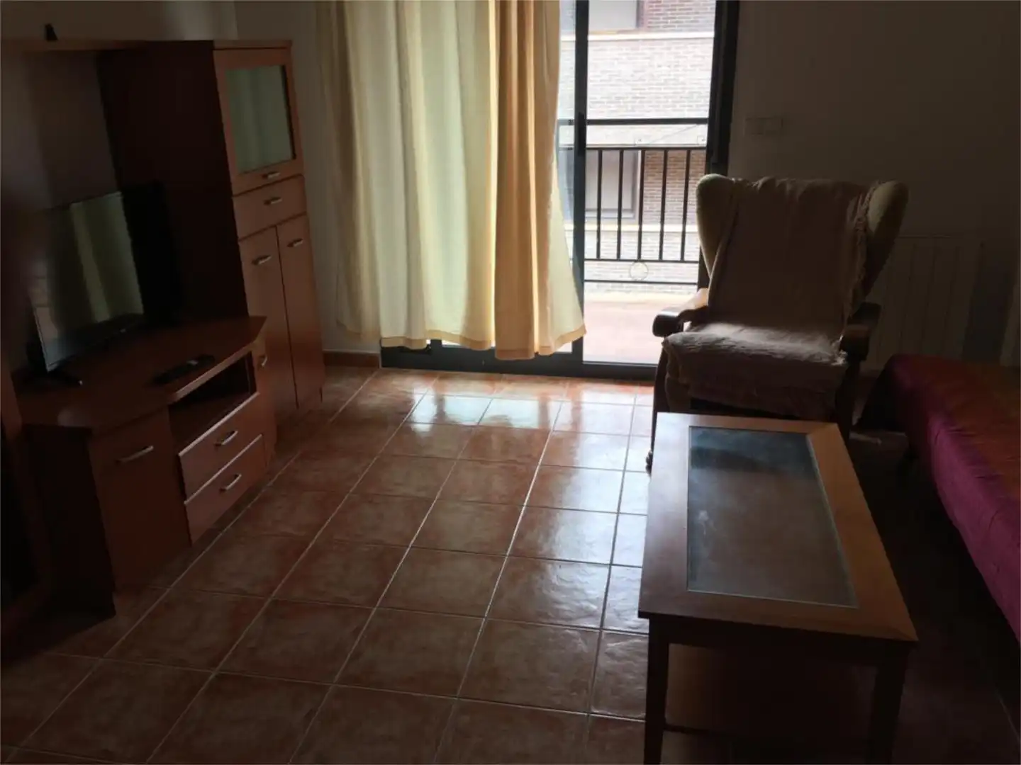 Sala de estar de Piso en venta en Sabiñánigo con Calefacción, Terraza y Trastero