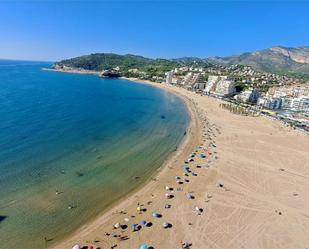 Vista exterior de Pis en venda en Oropesa del Mar / Orpesa amb Aire condicionat, Terrassa i Piscina