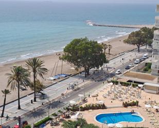 Vista exterior de Pis de lloguer en Benicasim / Benicàssim amb Jardí privat, Terrassa i Piscina