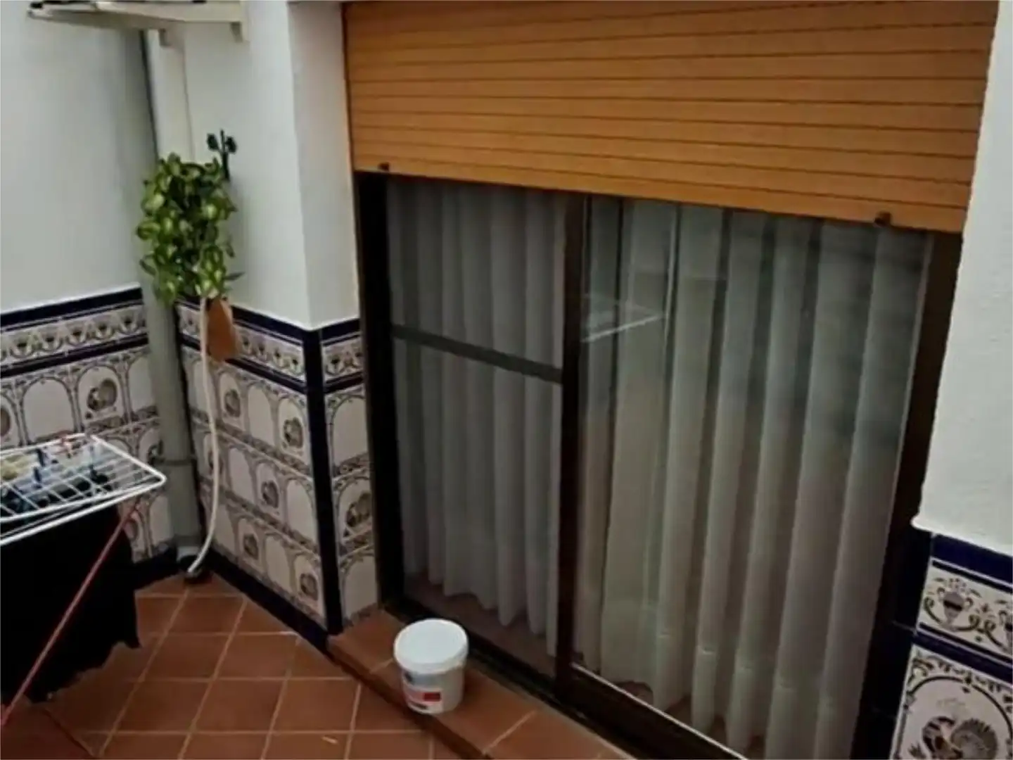 Flat for sale in Almagro Balcony of Flat for sale in Almagro with Air Conditioner, Heating and Storage room