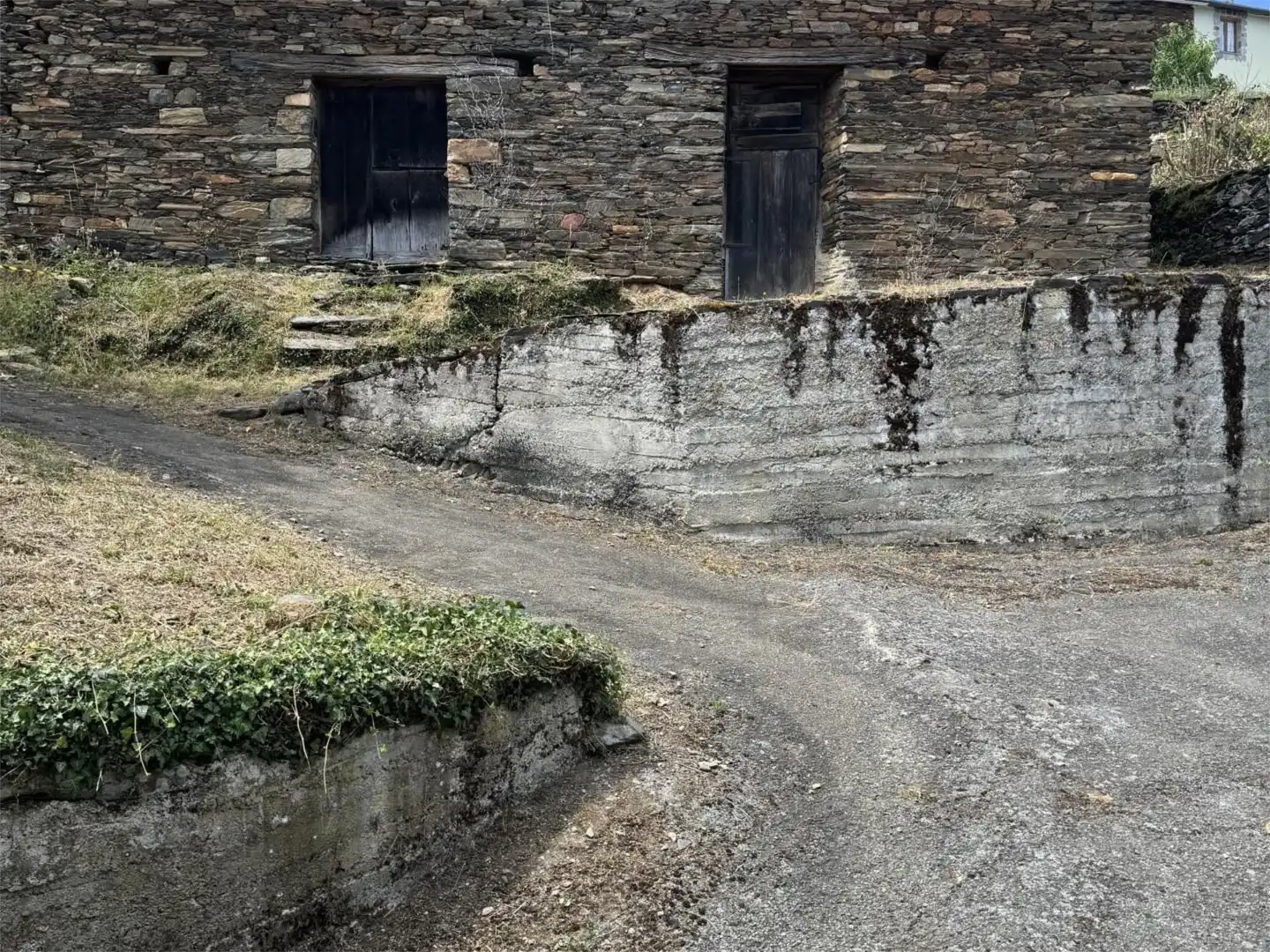 Pis en venda a Lugar Ouviaño-Pq Ouviñao, Negueira de Muñiz Vista exterior de Pis en venda en Negueira de Muñiz amb Jardí privat