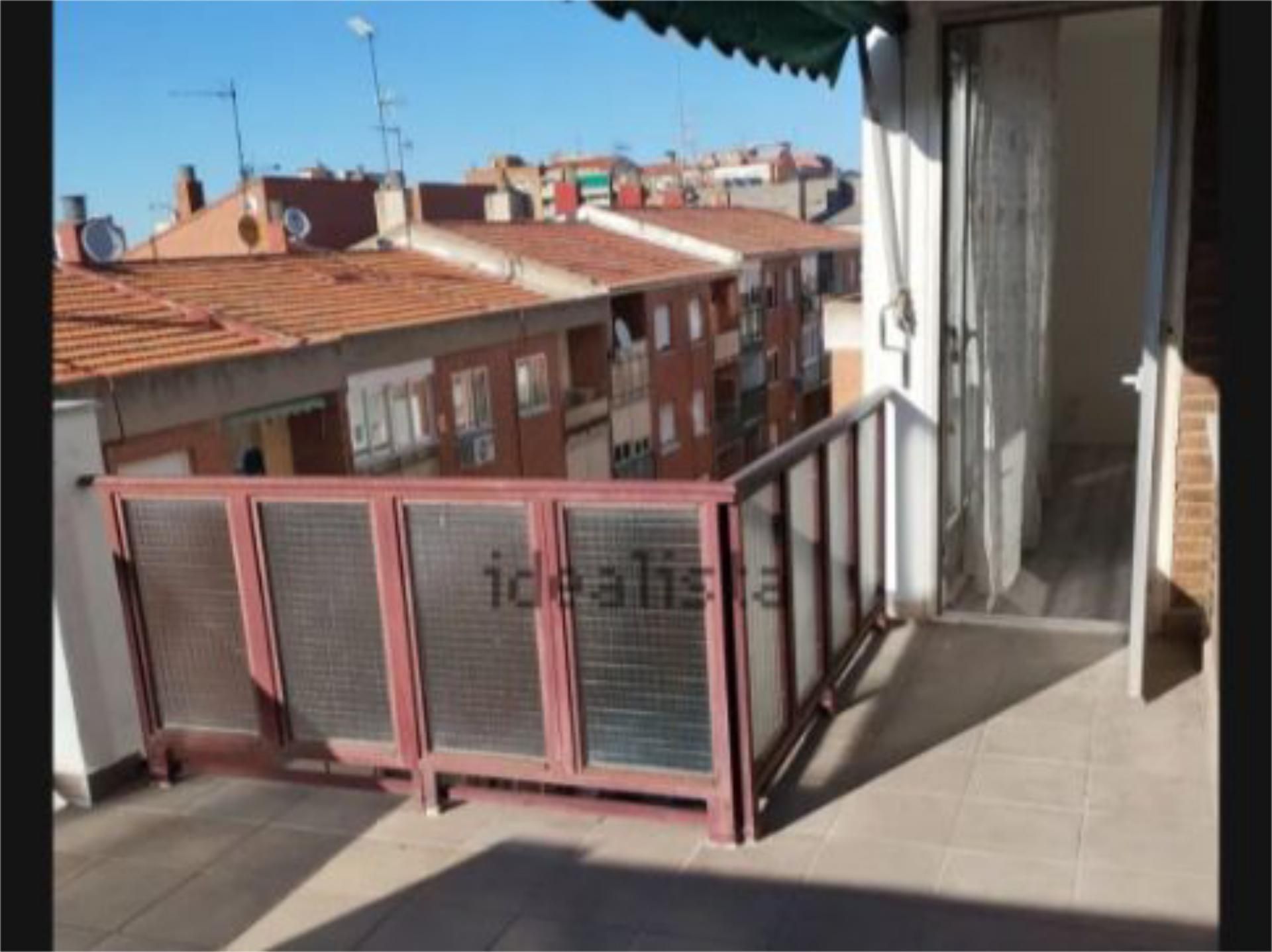 Pis en venda a Calle Santa Teresa de Jesús, 9, Plan Sur - Amistad Terrassa de Pis en venda en Guadalajara Capital amb Terrassa