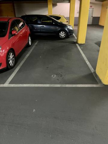 Garaje en Alquiler en Calle de Barrilero, 5G en Adelfas