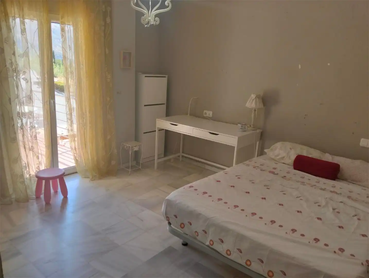 Casa o chalet en venta en Calle Cerro del Oro, 110, Cenes de la Vega Habitación de Casa o chalet en venta en Cenes de la Vega con Aire acondicionado, Calefacción y Jardín privado