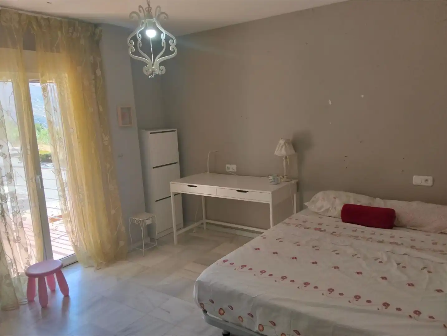 Casa o chalet en venta en Calle Cerro del Oro, 110, Cenes de la Vega Habitación de Casa o chalet en venta en Cenes de la Vega con Aire acondicionado, Calefacción y Jardín privado