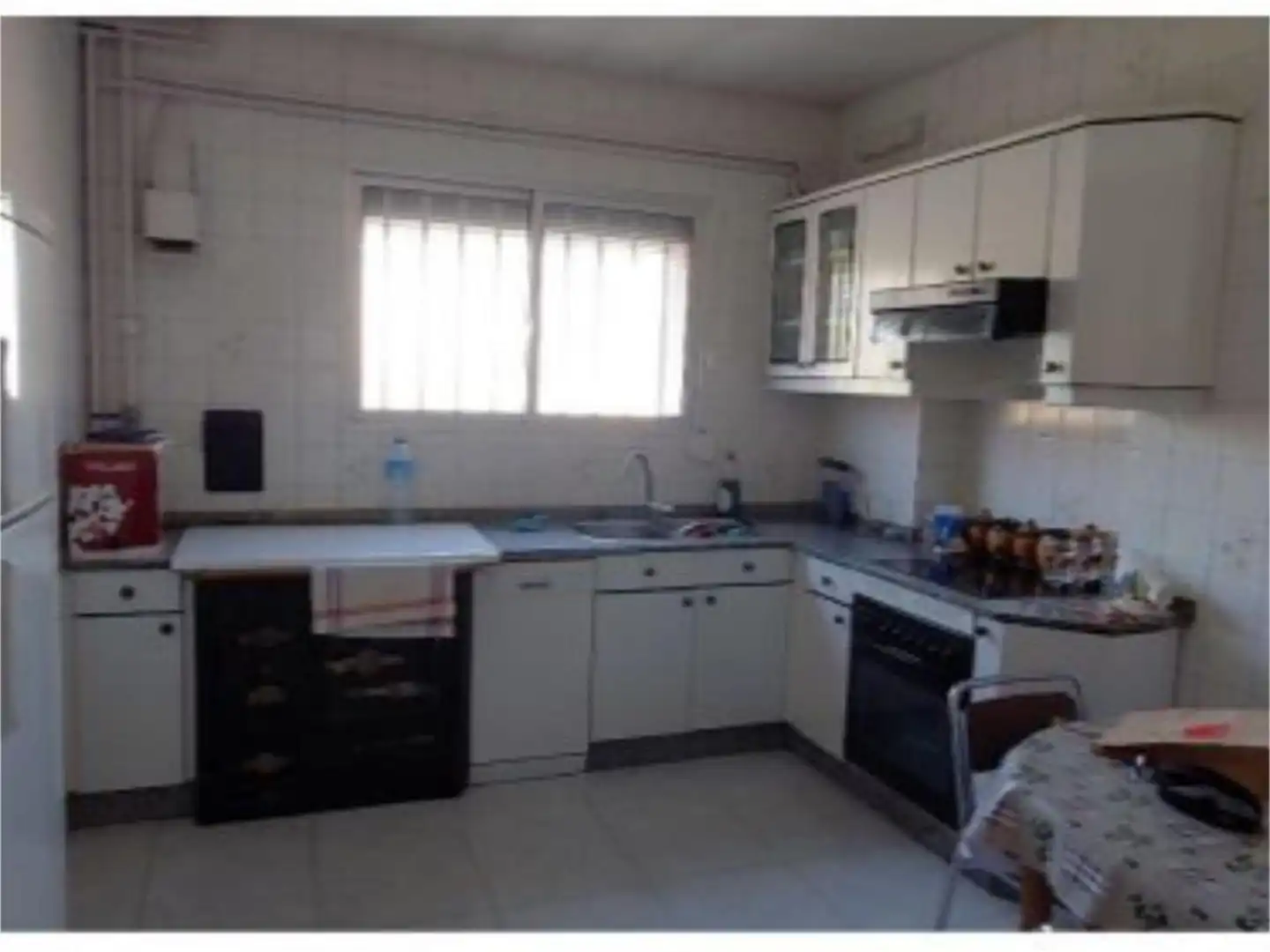 Local en venta en Avenida del Puente, 24, Carracedelo Cocina de Local en venta en Carracedelo con Calefacción y Amueblado