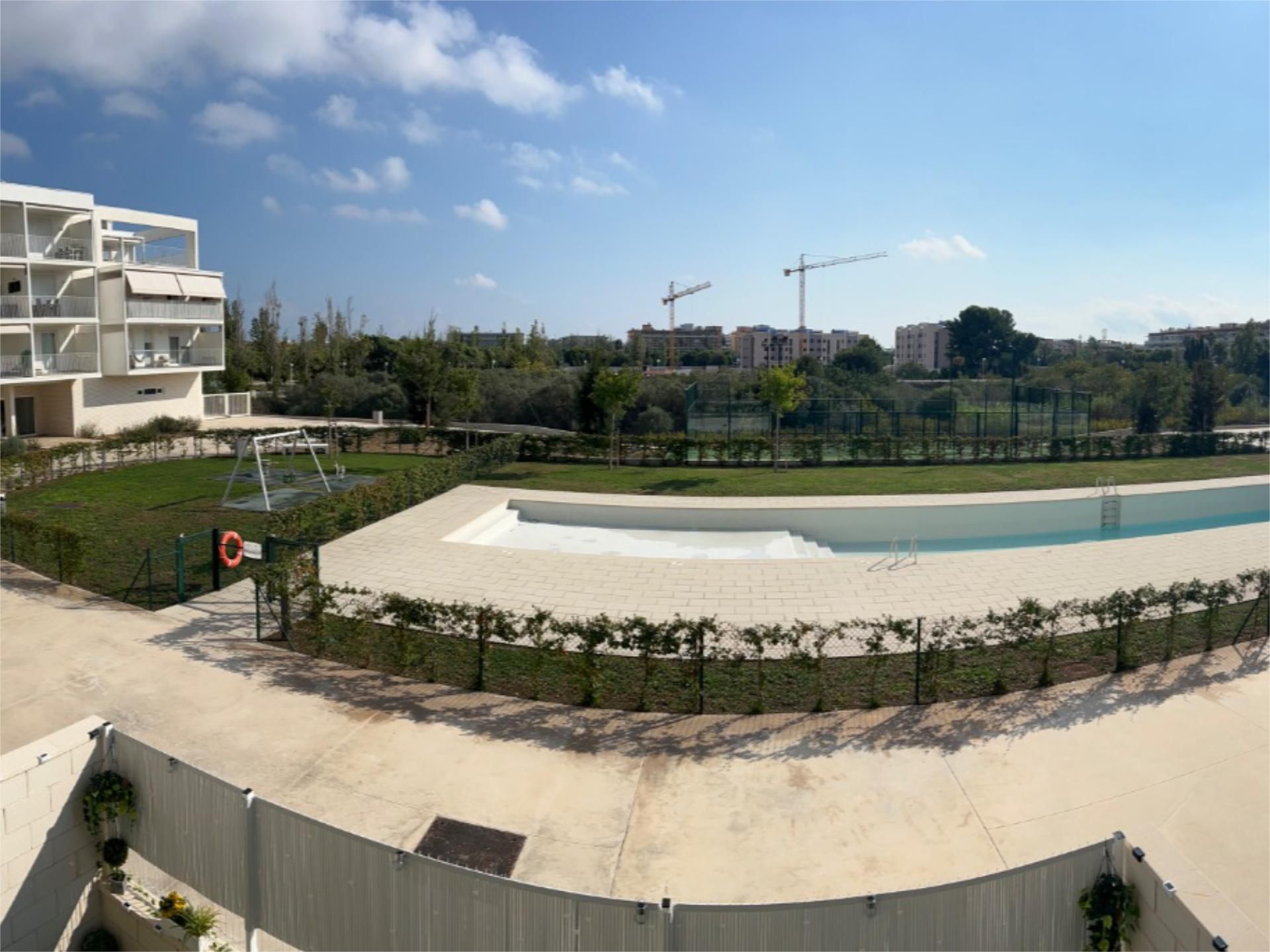 Pis en venda a Avinguda de Salvador Vilaseca, 7, Plaça Europa - Port Aventura Piscina de Pis en venda en Salou amb Aire condicionat, Terrassa i Piscina