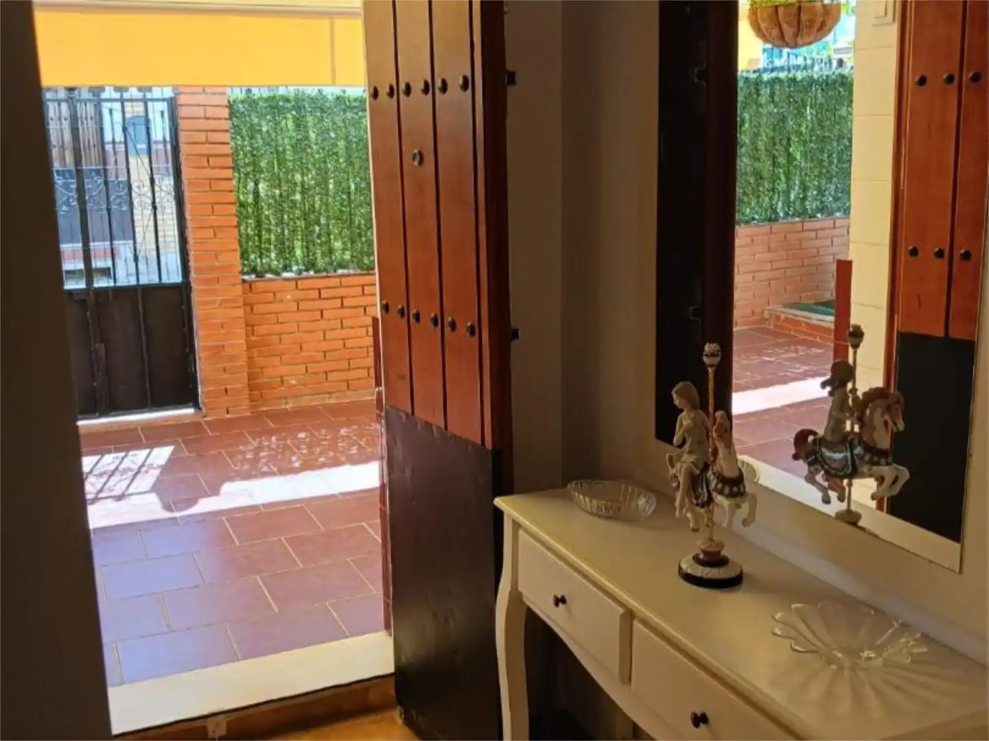 Wohnung zum Verkauf in Villanueva del Río y Minas mit Klimaanlage, Heizung und Terrasse