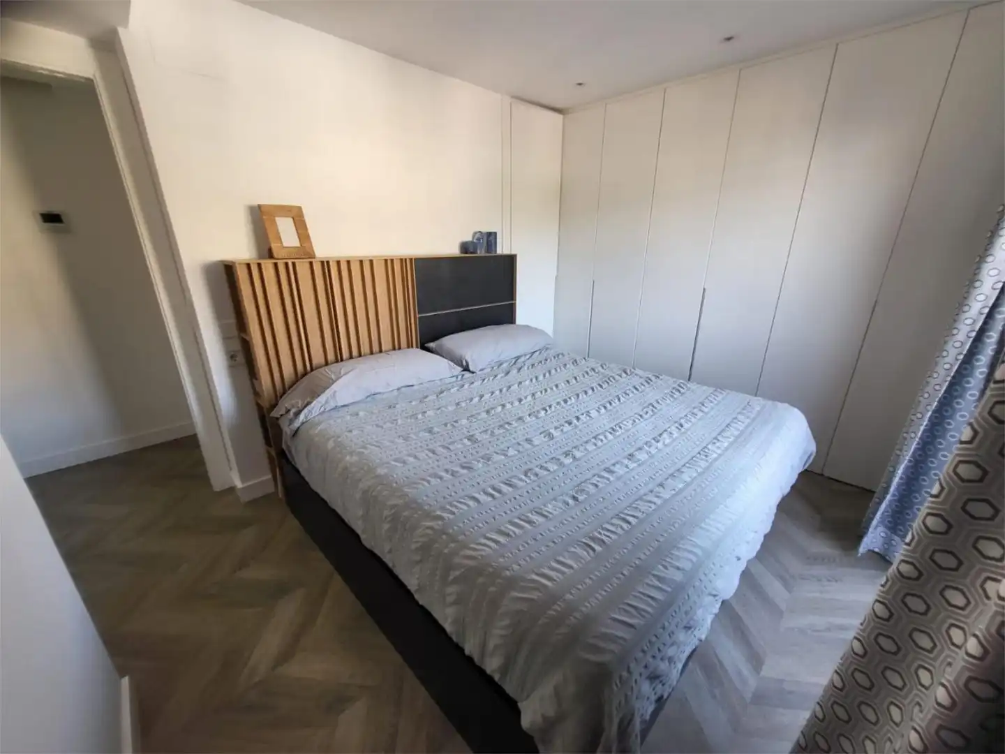 Attic for sale in Carrer Amparo Belda, 2, Sant Antoni Bedroom of Attic for sale in Cullera with Air Conditioner, Terrace and Swimming Pool