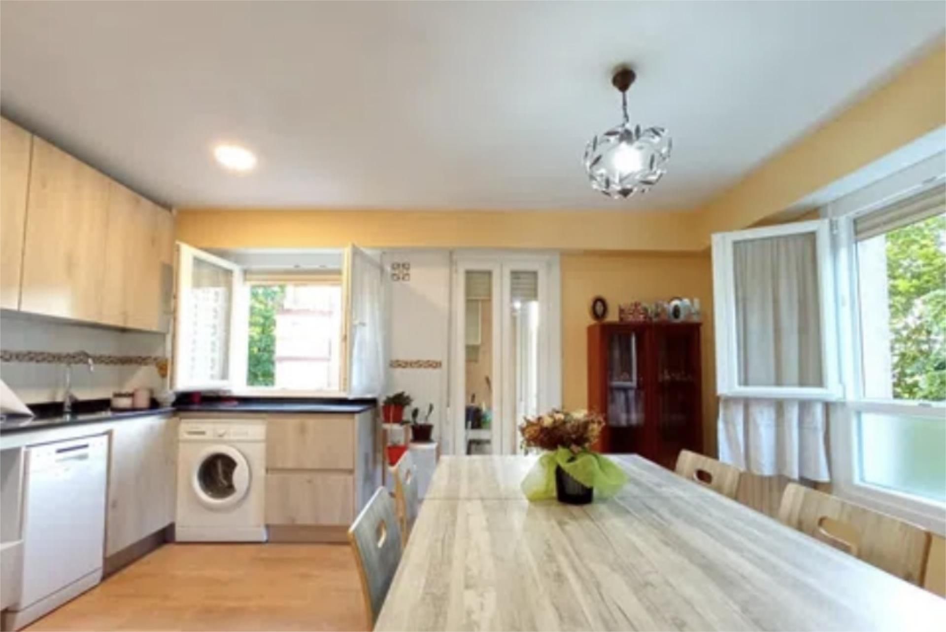 Pis en venda a Dario de Regoyos Kalea, 12, Azken Portu - Behobia Cuina de Pis en venda en Irun  amb Balcó