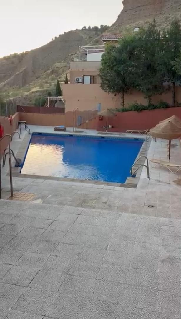 Single-family semi-detached to rent in Calle los Abetos, Cenes de la Vega Swimming pool of Single-family semi-detached to rent in Cenes de la Vega with Air Conditioner, Heating and Parquet flooring