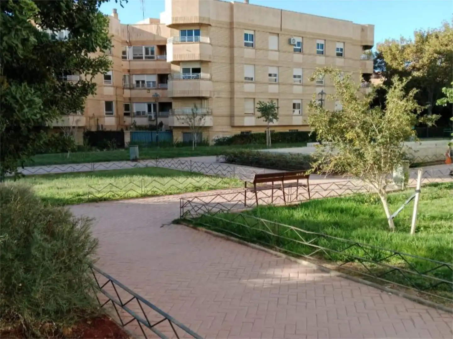 Exterior view of Flat for sale in  Almería Capital  with Air Conditioner and Balcony