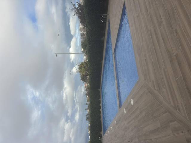 Piso en Alquiler en Calle Els Serrans, 1A en Ciutat del Transport - La Salera