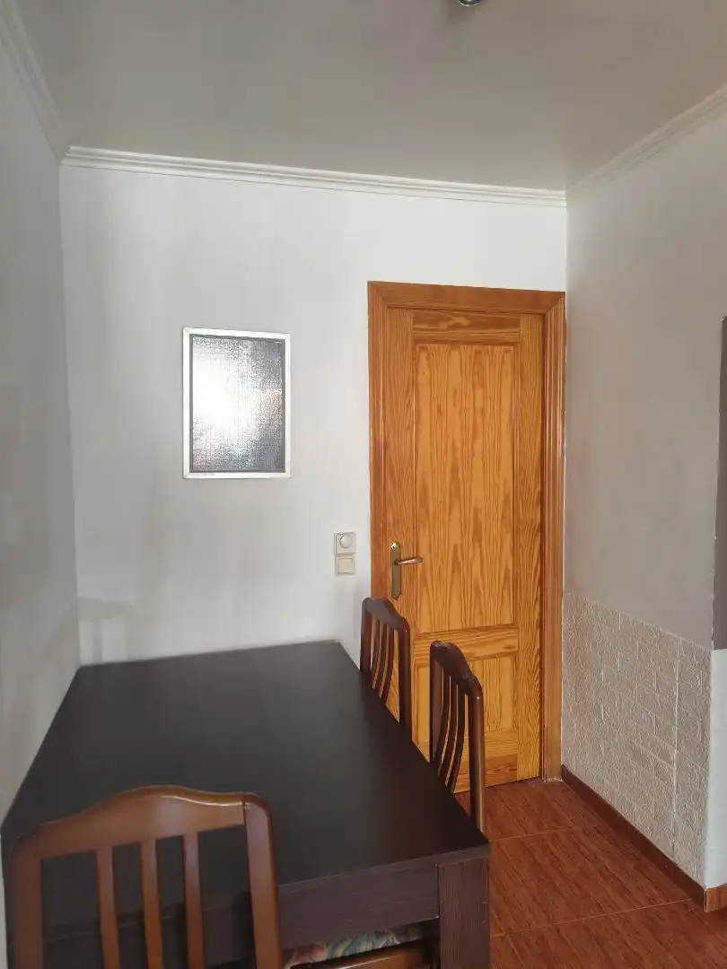 Casa adosada en venta en Campillo de Altobuey con Aire acondicionado, Calefacción y Amueblado