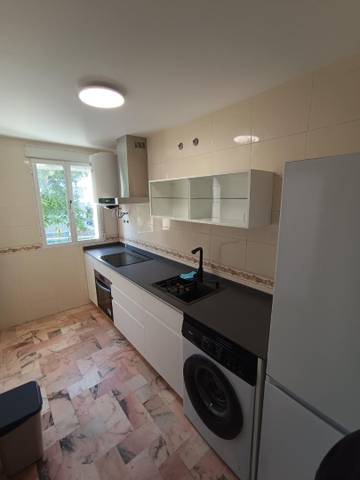 Piso en Alquiler en Calle Valle Inclán, 1 en La Algaba