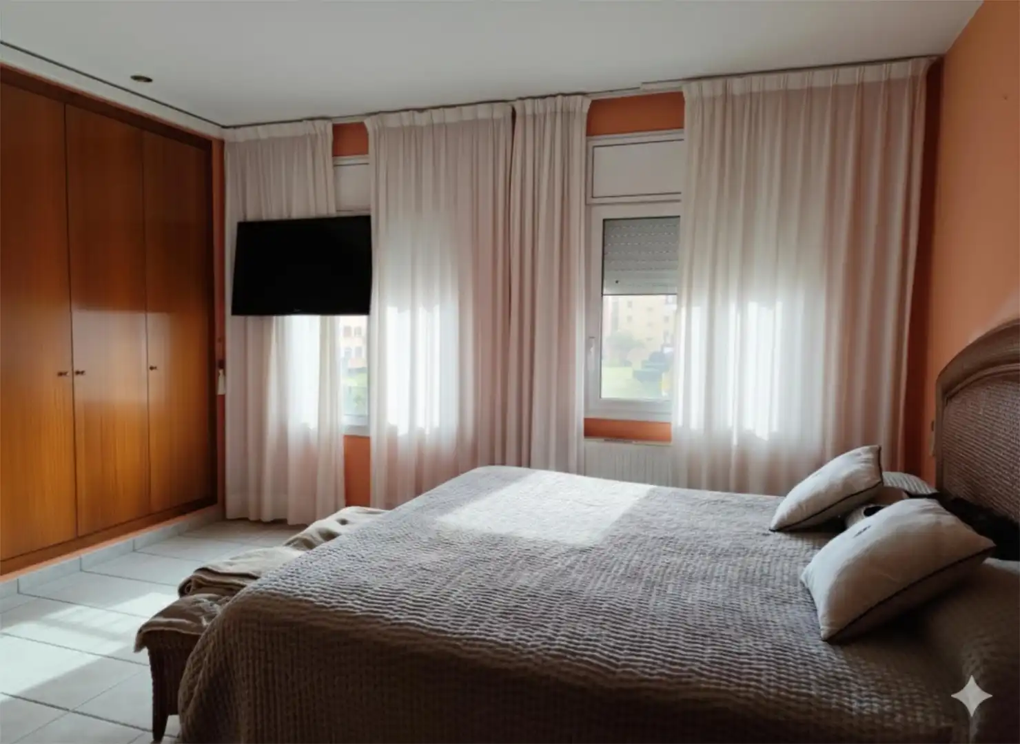 Casa adosada en venda a Carrer Badia-gran Reserva, 7o, Muga - Gran Reserva - Badia Dormitori de Casa adosada en venda en Empuriabrava amb Aire condicionat i Piscina