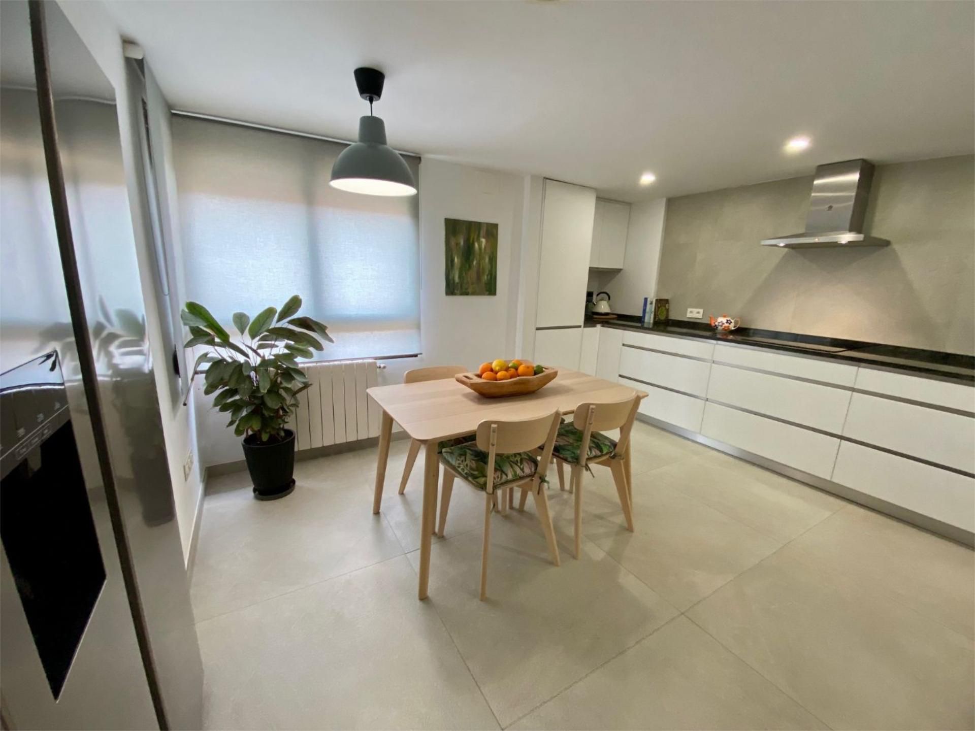 Piso en venta en Carrer Aries, 2, Almajada - Ravel Cocina de Piso en venta en Mutxamel con Aire acondicionado, Calefacción y Jardín privado