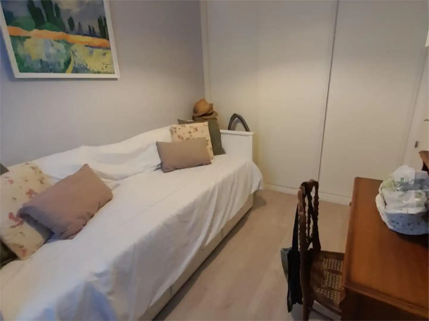 Piso en venta en Calle Primo Gila, 3, El Espinar pueblo Habitación de Piso en venta en El Espinar con Aire acondicionado, Calefacción y Jardín privado