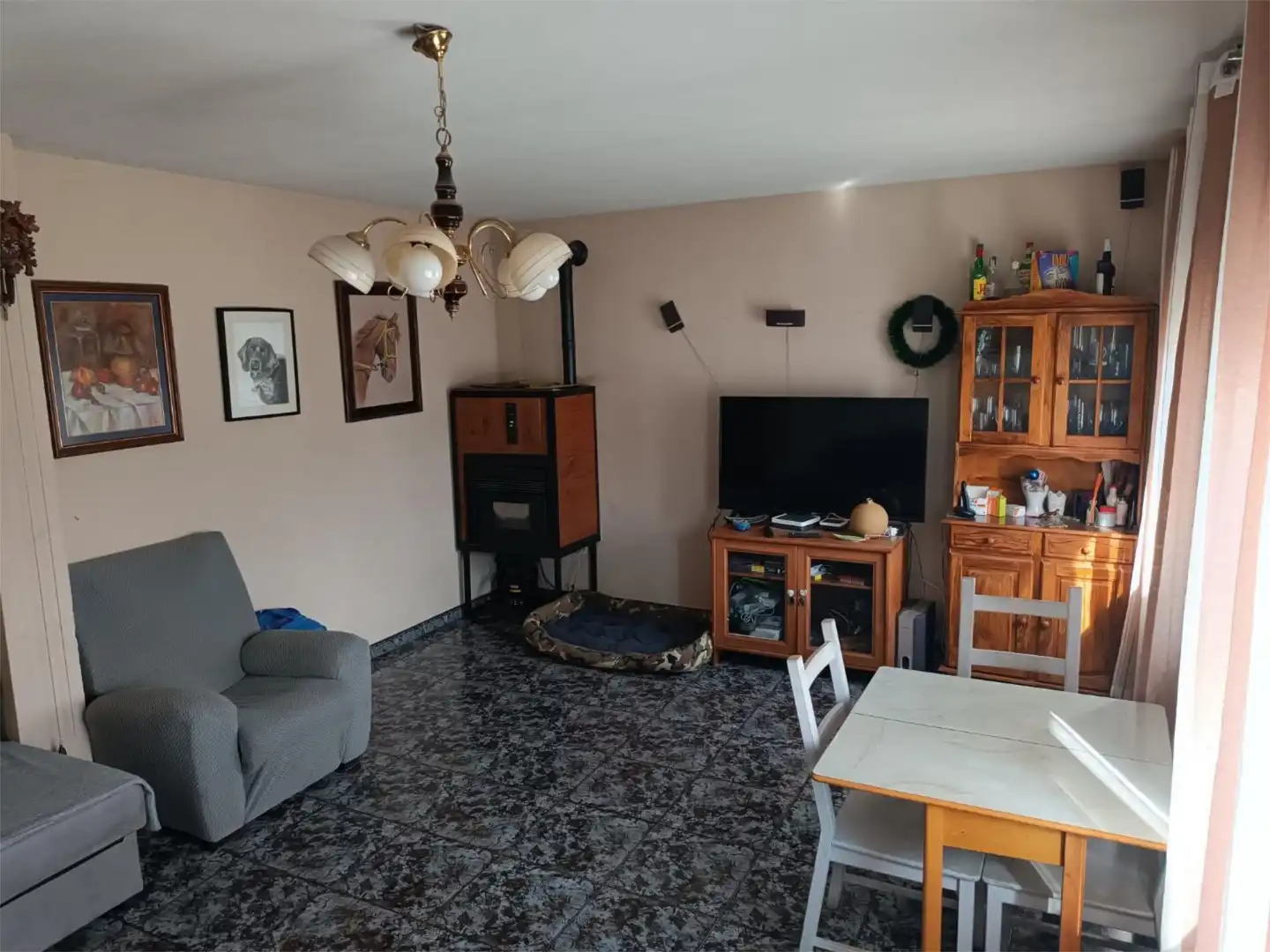Piso en venta en Calle Primo Gila, 3, El Espinar pueblo Sala de estar de Piso en venta en El Espinar con Aire acondicionado, Calefacción y Jardín privado