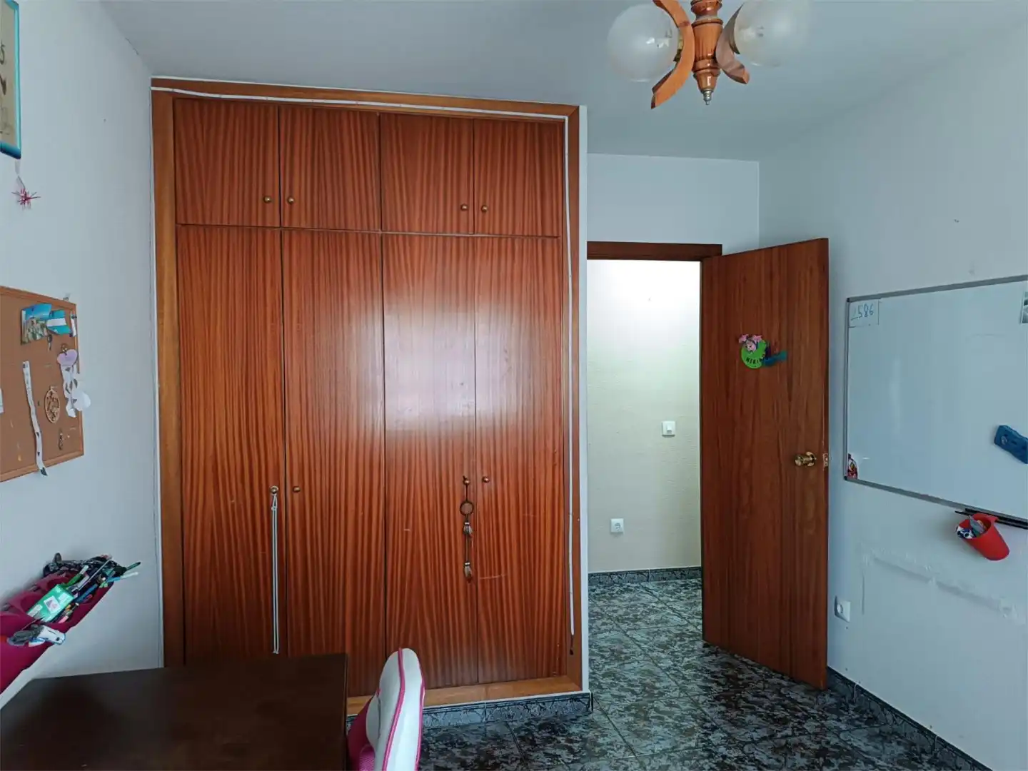 Piso en venta en Calle Primo Gila, 3, El Espinar pueblo Habitación de Piso en venta en El Espinar con Aire acondicionado, Calefacción y Jardín privado