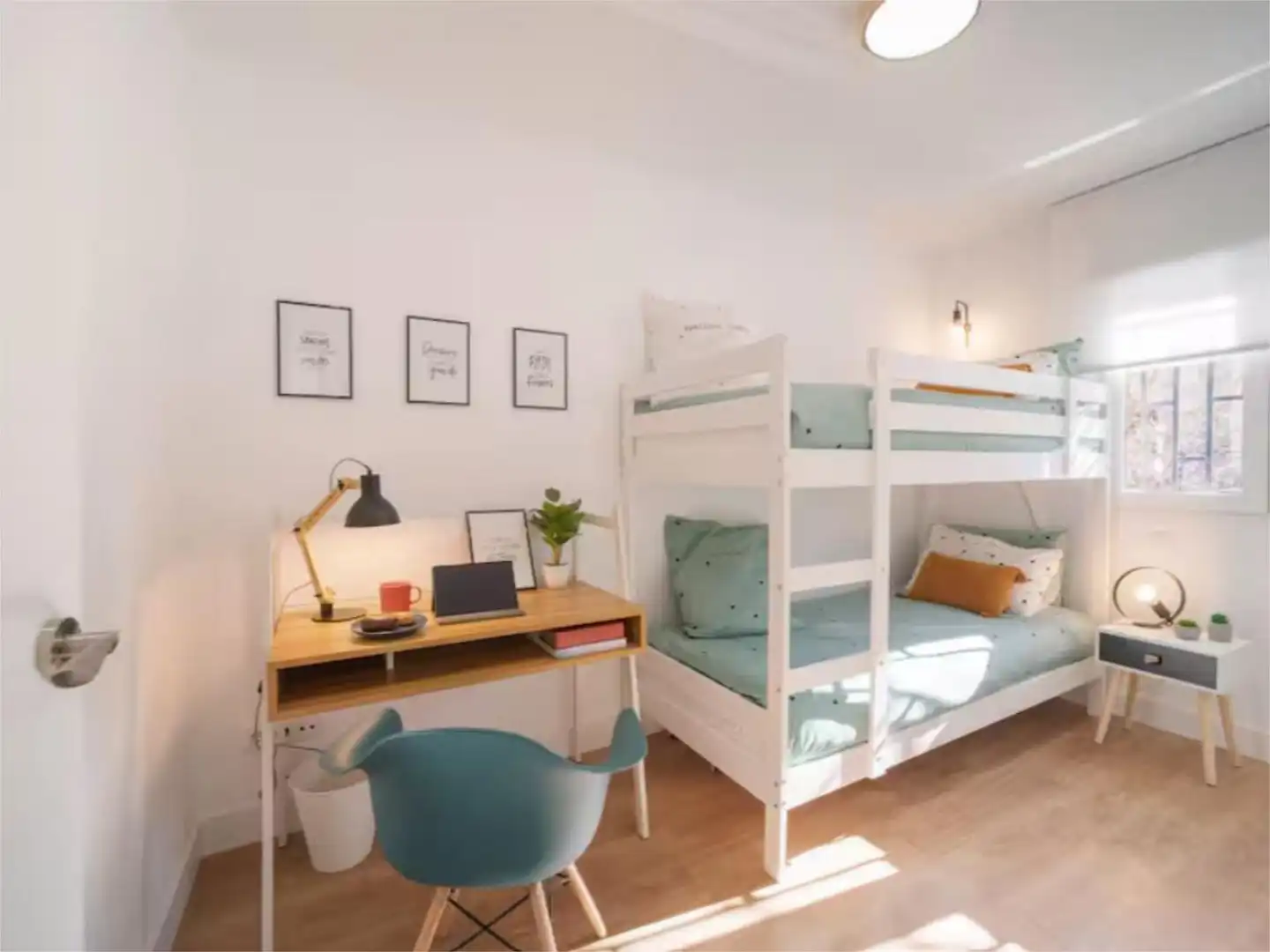 Piso en venta en Pinar del Rey Habitación de Piso en venta en Madrid con Aire acondicionado, Calefacción y Terraza